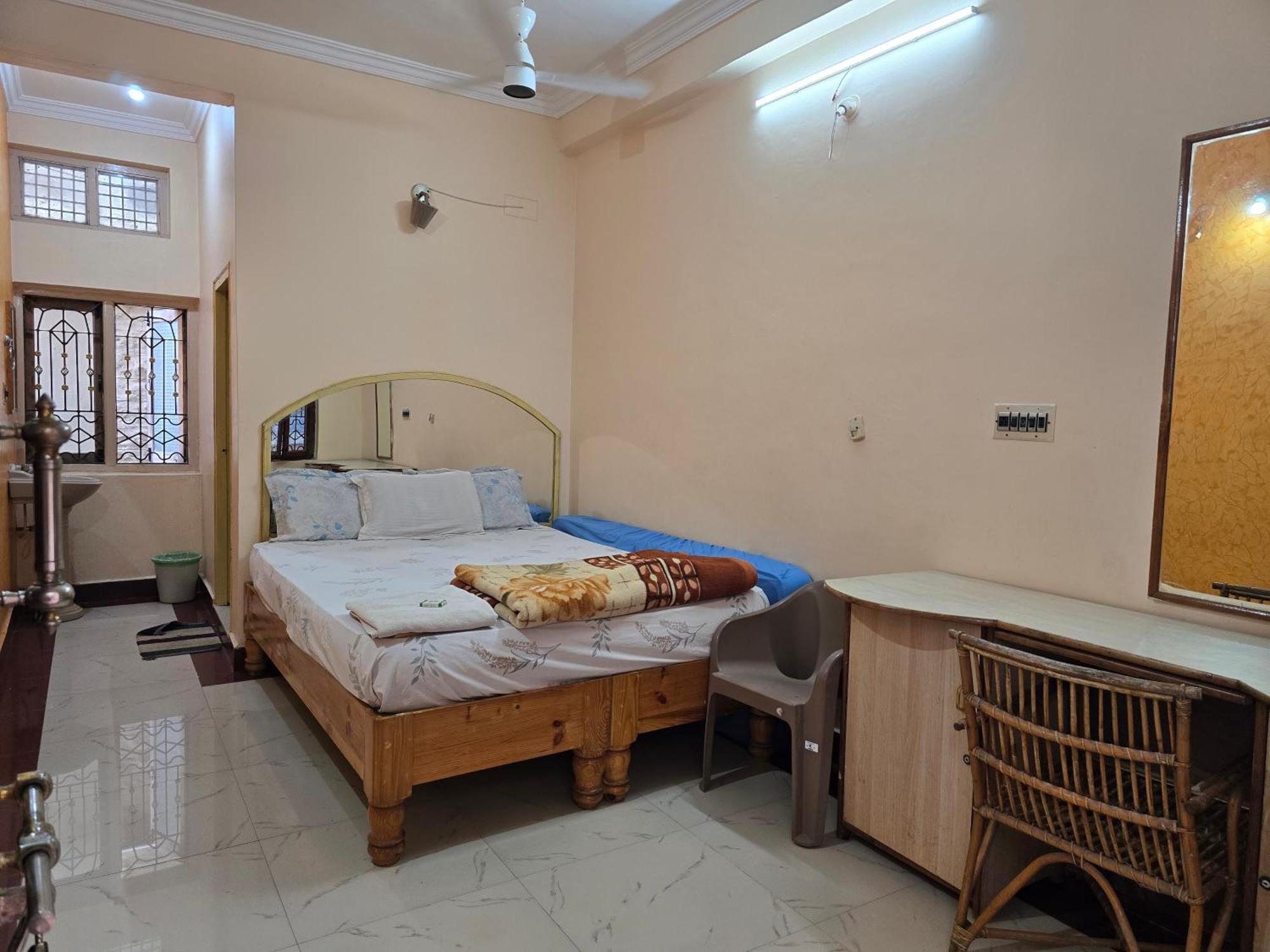 Lakshmi Heritage Tourist Home Hampi Kültér fotó